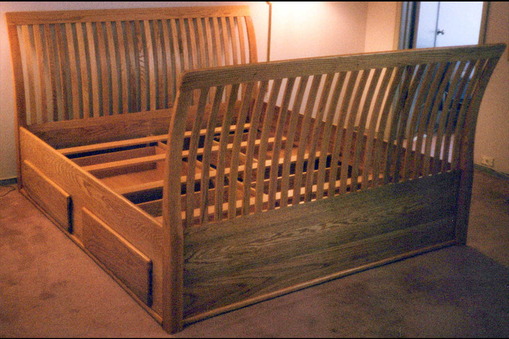 Sleigh Bed