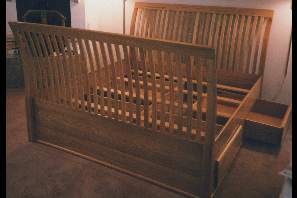 Sleigh Bed